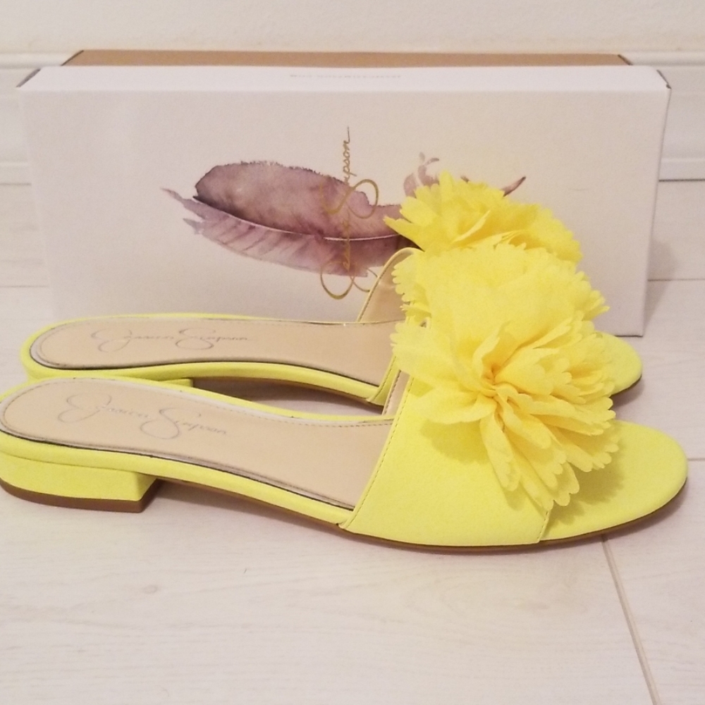 Shoes - Picture 2 of 3